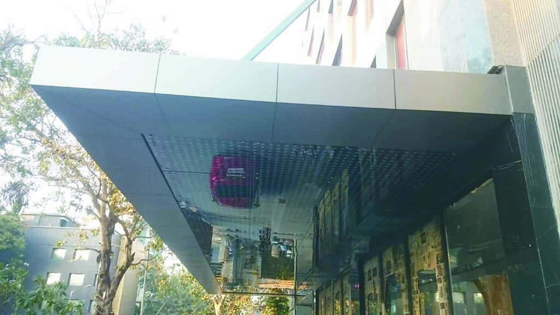 Hotel Fition — Entrance Canopy